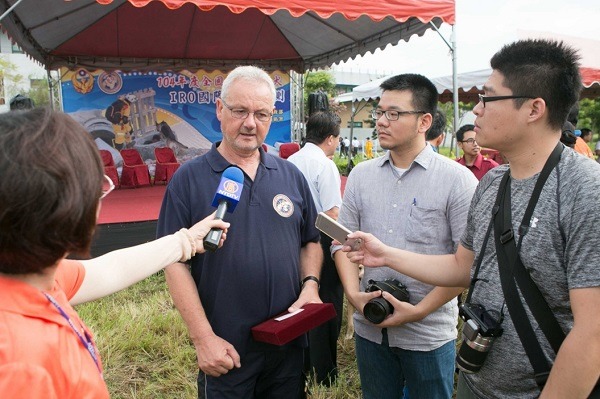 IRO國際裁判 MR. D.Kuhn今年負責台灣的搜救犬評鑑。 周聰吉/提供