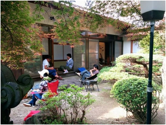 「Q邸」月租3萬3～5萬5日幣（約9千5～1萬6台幣），管理費每月1萬7日幣（約4900台幣），用來支付水電網路和貓咪飼養費。 取自Sumai