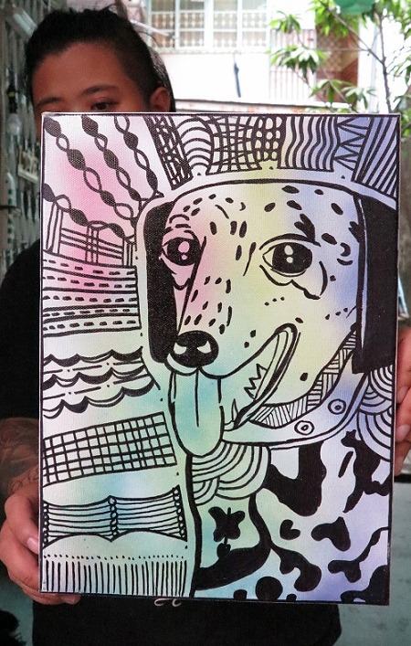 這幅畫的故事讓王勤靜印象深刻。 蕭士塔/攝