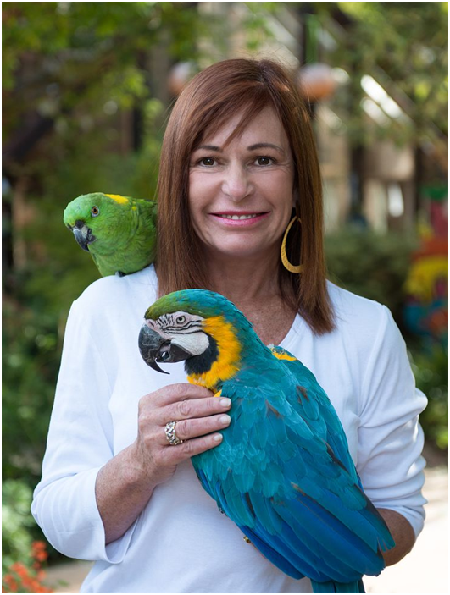 鳥類庇護所的創辦人密歇爾•拉芬。  取自網路