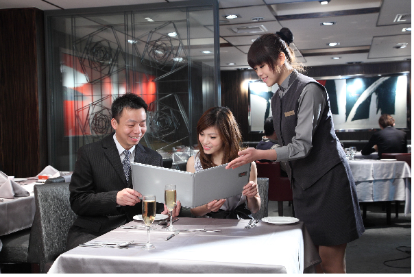 以高品質服務知名的王品集團。