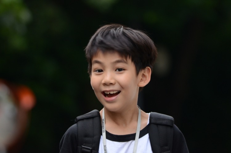 親戚的小孩今年已經9歲，賞鳥資歷近1年，已經紀錄過近百種鳥類。　取自野鳥小麻吉