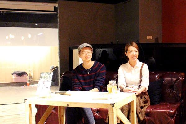 路嘉欣向大家分享自己誘捕貓咪的經歷，Anna也補充提醒大家有多少能力做多少事。　　何宜/攝