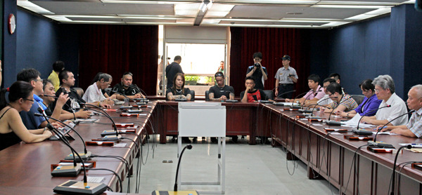 8月15日,動保團體與政府官員會談,雙方於會中達成共識並將進行初步合作。 李娉婷/攝