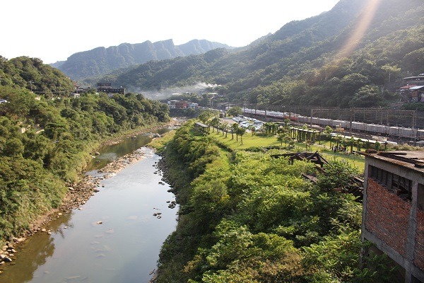 擁有高生物多樣性的生態可以達到稀釋病原的效果。　何宜/攝