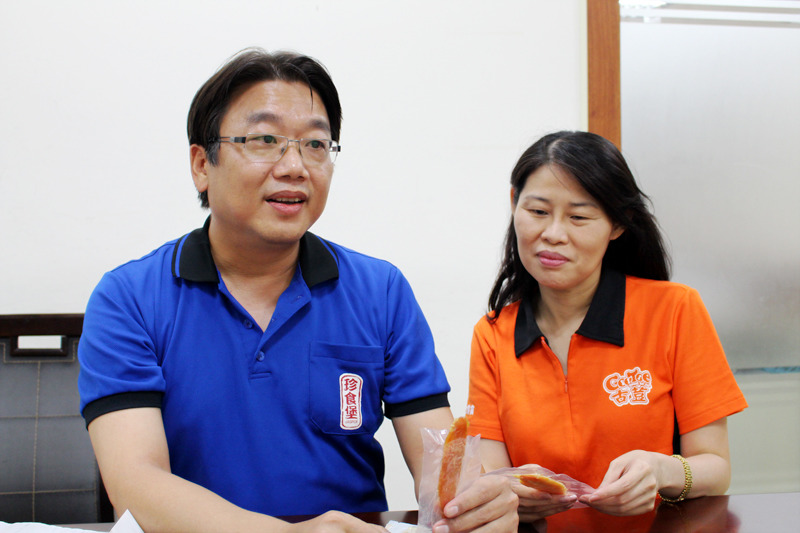 珍食堡最有特色的就是有相當多樣化的產品，夫妻倆也時常研發新商品！　何宜/攝