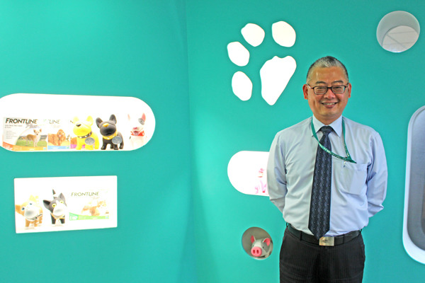 龍馬躍總經理朱建信估計全台約有60萬隻狗狗具有市場消費力,其中又只有70%的狗狗約一年至少使用一次滴劑。 何宜/攝