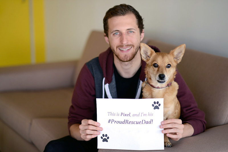 「不覺得我長得跟我爸一個模樣嗎？」　取自PETA