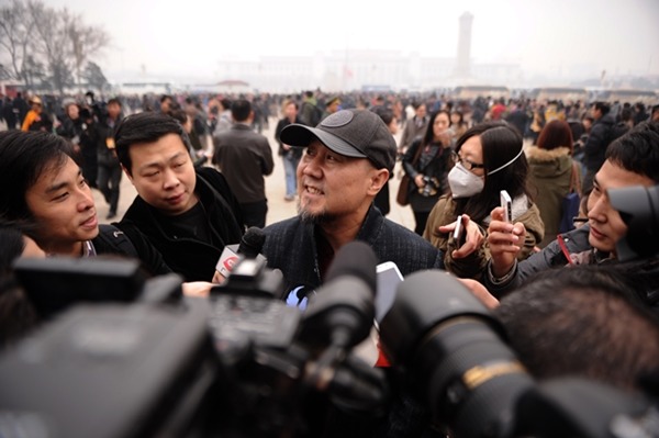 騰格爾認為，文明社會不應容忍虐待動物的行為。　中新社/提供