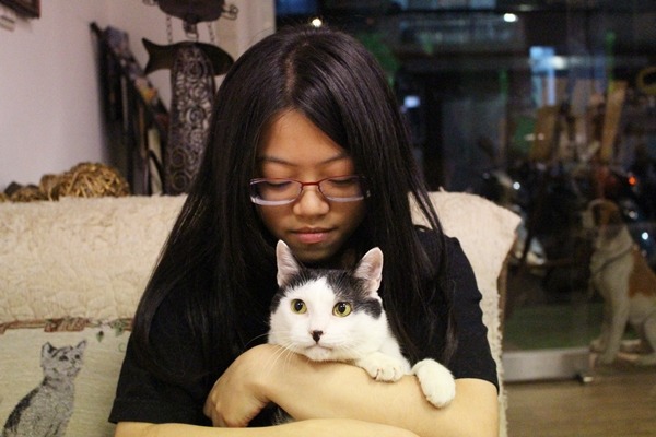 獸醫表示,圓圓的狀況以後會越來越差,顧珮蓁近期推出福袋,籌措圓圓未來的醫療基金。 江幸芸/攝