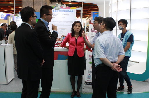 海洋大學「水產水族新南向國際產學聯盟」積極串聯「水產養殖」、「食品安全」、「海洋生技」及「海洋科技」等業者，攜手打造一條龍的產業價值鏈，連結國際市場，帶領國內產業前進東南亞發展。國立台灣海洋大學/提供