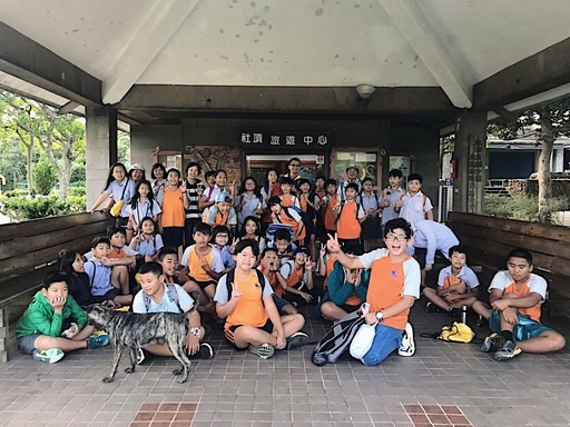 屏東縣政府交通旅遊處舉辦「恆春小鎮漫遊行-小小監測員體驗營」。屏東縣政府/提供