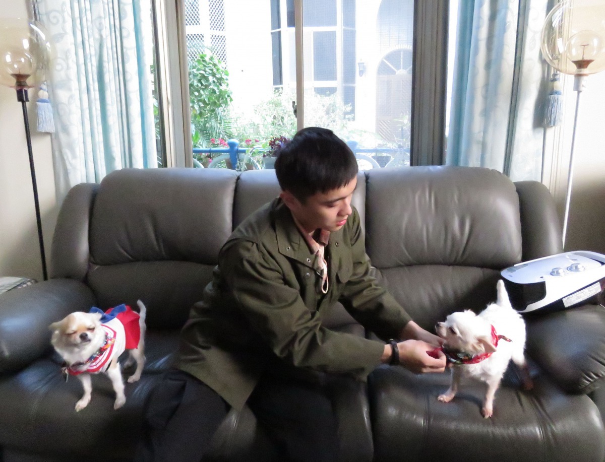 劉怡伶的兒子目前就讀亞洲大學學士後獸醫系，對動物醫療充滿熱情。高維奇/攝