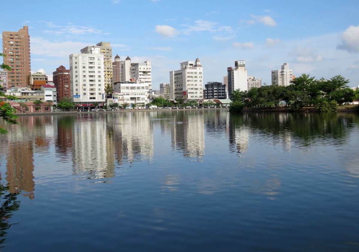 歷經多年整治，台南運河水質及沿岸景觀大幅改善。高維奇/攝