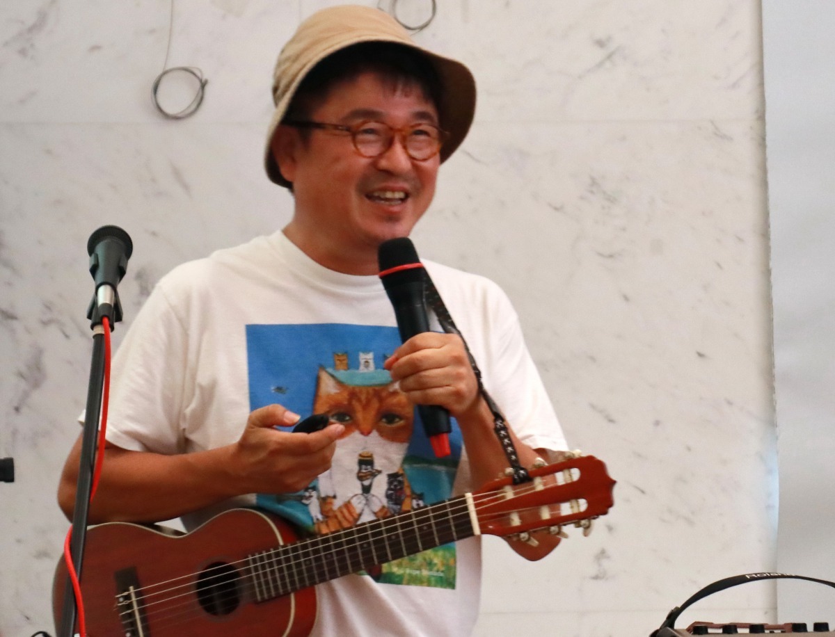 來自日本的PEPE桑將動物以擬人化手法，變成畫中的主角。高維奇/攝