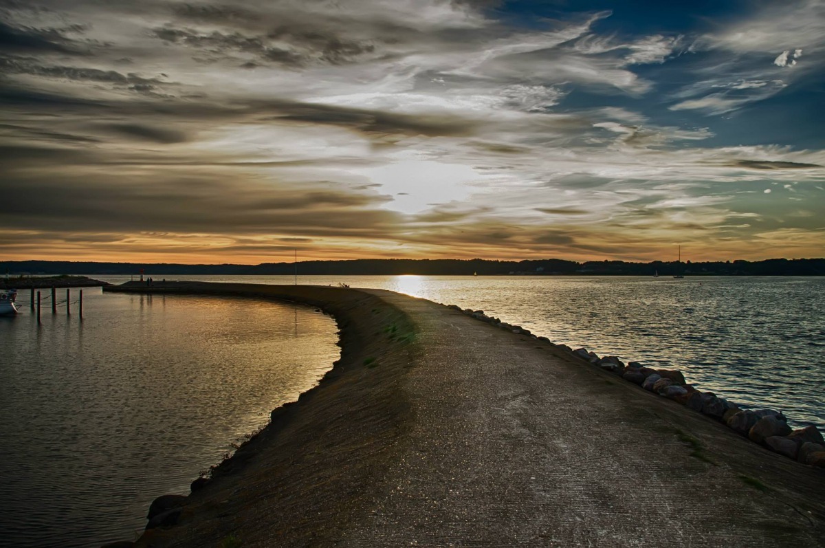 圖為丹麥-德國邊境的弗倫斯堡峽灣,也是丹麥政府計劃的圍籬最東側。 Photo: Investors Abroad