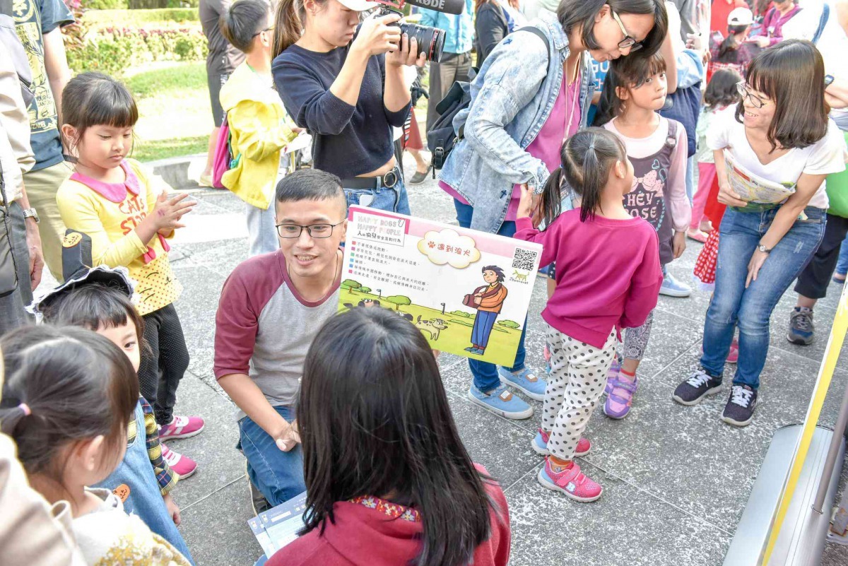 敵意是不好的互動記憶，而友善也是一樣，這是可以從小開始認識，並且開始做的有效溝通方法。（圖片／動平會提供）