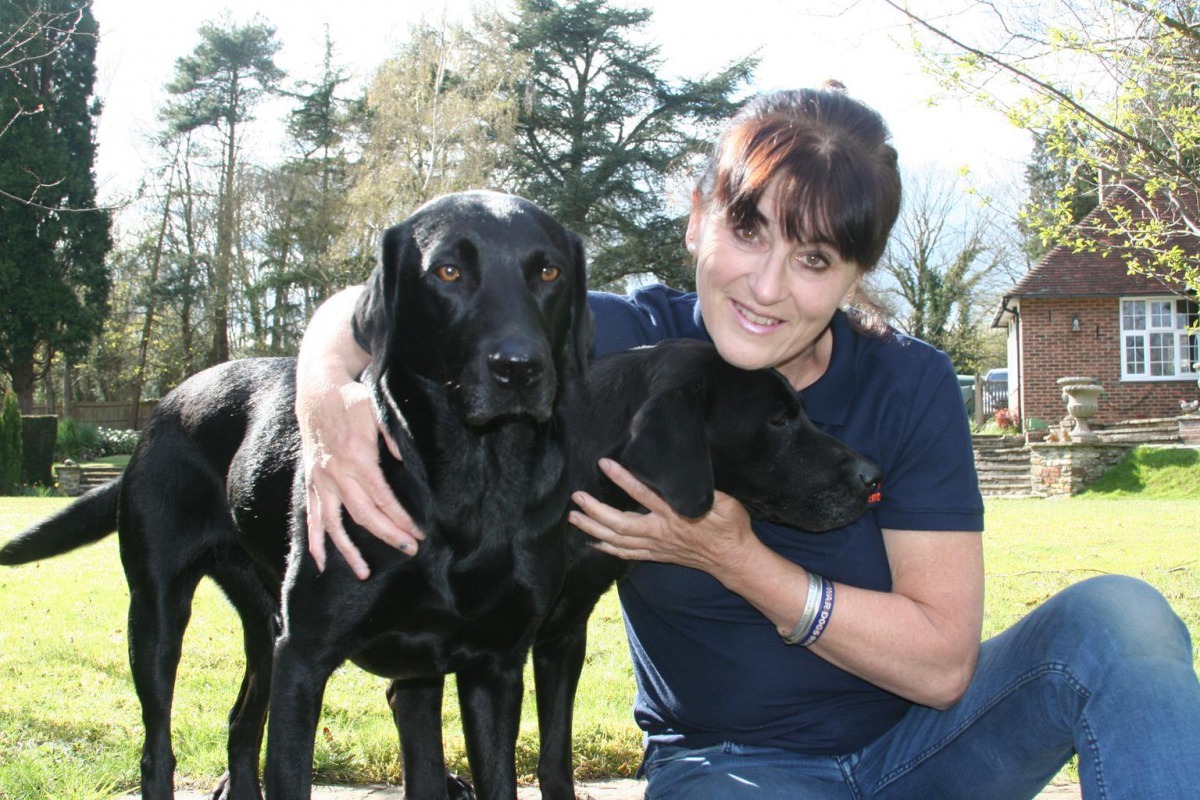 英國犬隻物理治療師Julia Robertson。Polo拔/提供