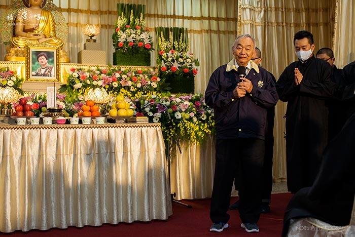 吳森雄老師說，故人的乍然離去固然令人悲傷難捨，但我們更該歡喜他這一生的使命已經圓滿，此刻，相信他已啟程奔赴一個更需要他的地方，因為下一階段的嶄新任務正等著他。楊子佛教禮儀/提供