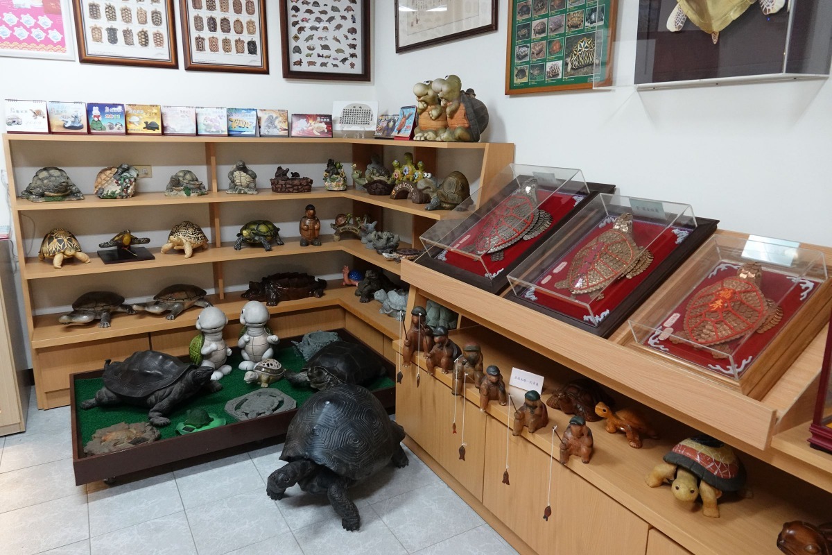  收藏館一角所見的物件，不及總數的十分之一。高維奇／攝