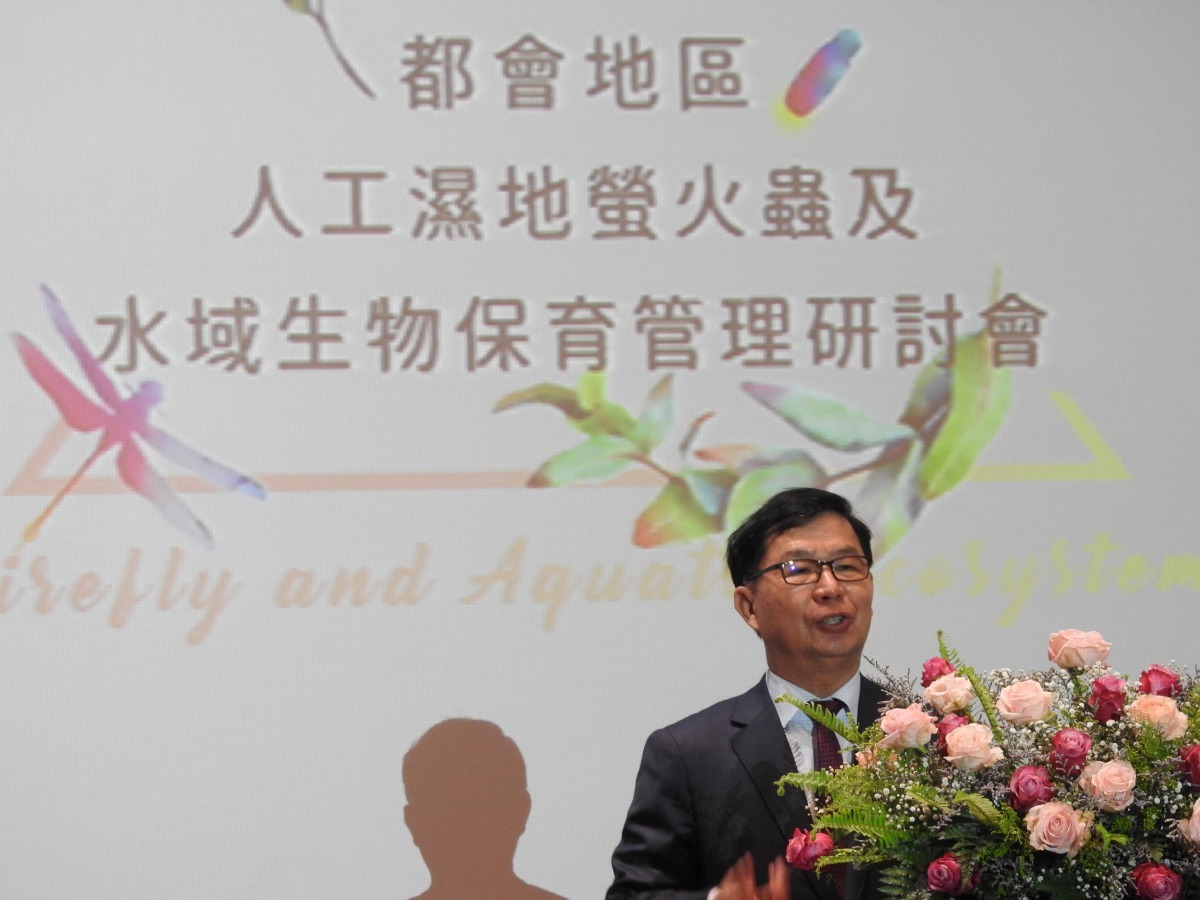 台北市政府工務局長彭振聲表示螢火蟲復育及公園生態化是台北市政府重要的施政目標。台北市公園處/提供