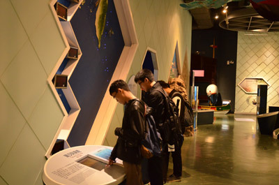 大葉大學生資系學生參觀海科館。大葉大學/提供