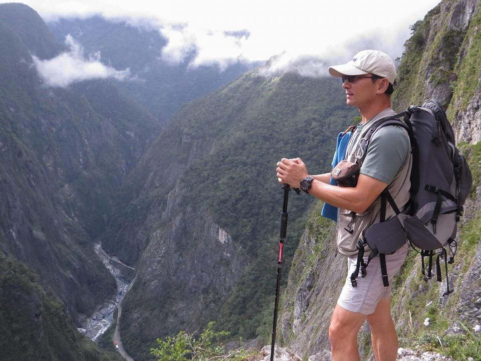 松園別館夜間生態觀察活動,邀請生態達人邱信文老師,帶領大家一同在月光星辰下觀察生物間的美麗面貌。張峻豪/翻攝