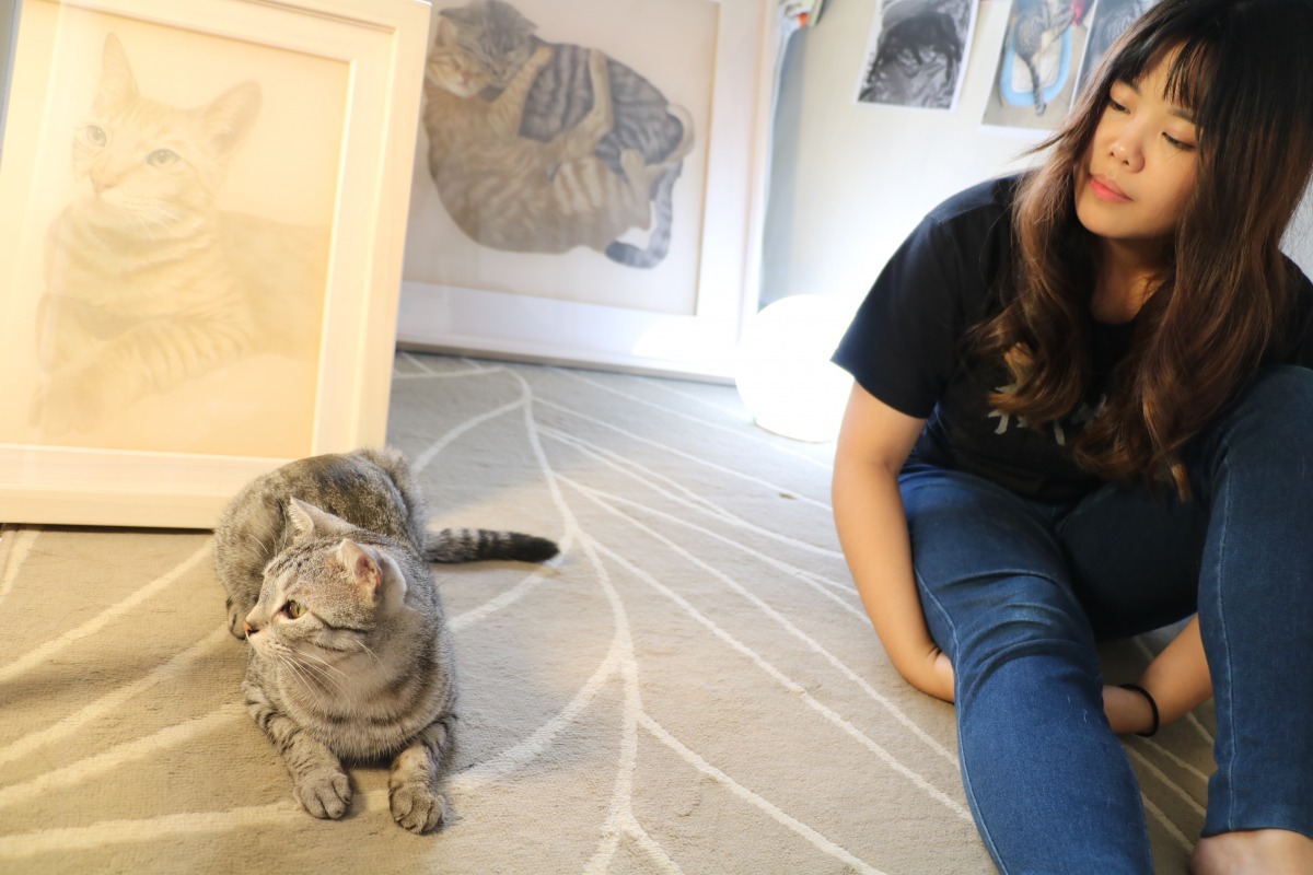 姜晴心希望藉由她的畫作，讓更多人發現米克斯貓的可愛。姜晴心/提供