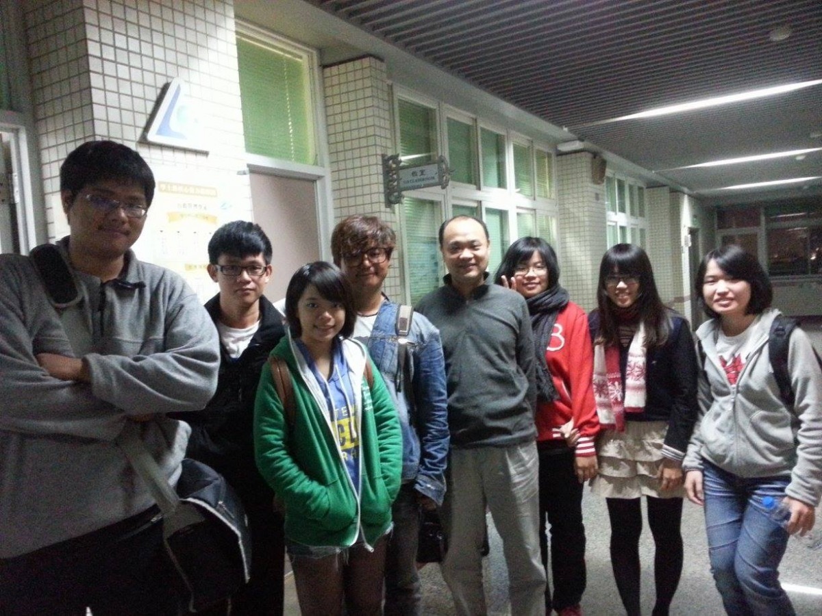 左四：「豬豬天堂」生命教育園區負責人駱鴻賢。