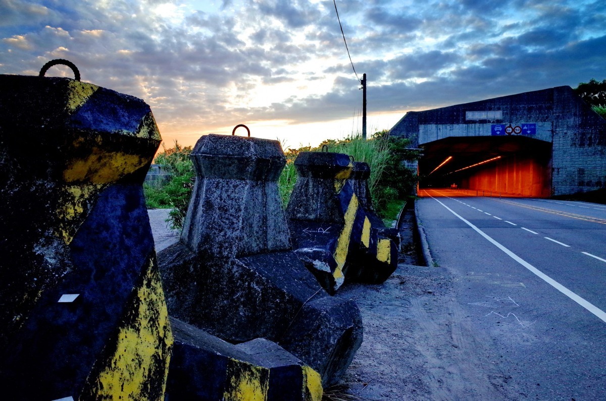 火炎山隧道全長780公尺，2005年時完工，以防災為目的建造，意外地也保護了野生動物，但隧道附近仍可能發生意外。　貓徑地圖王小明/授權提供