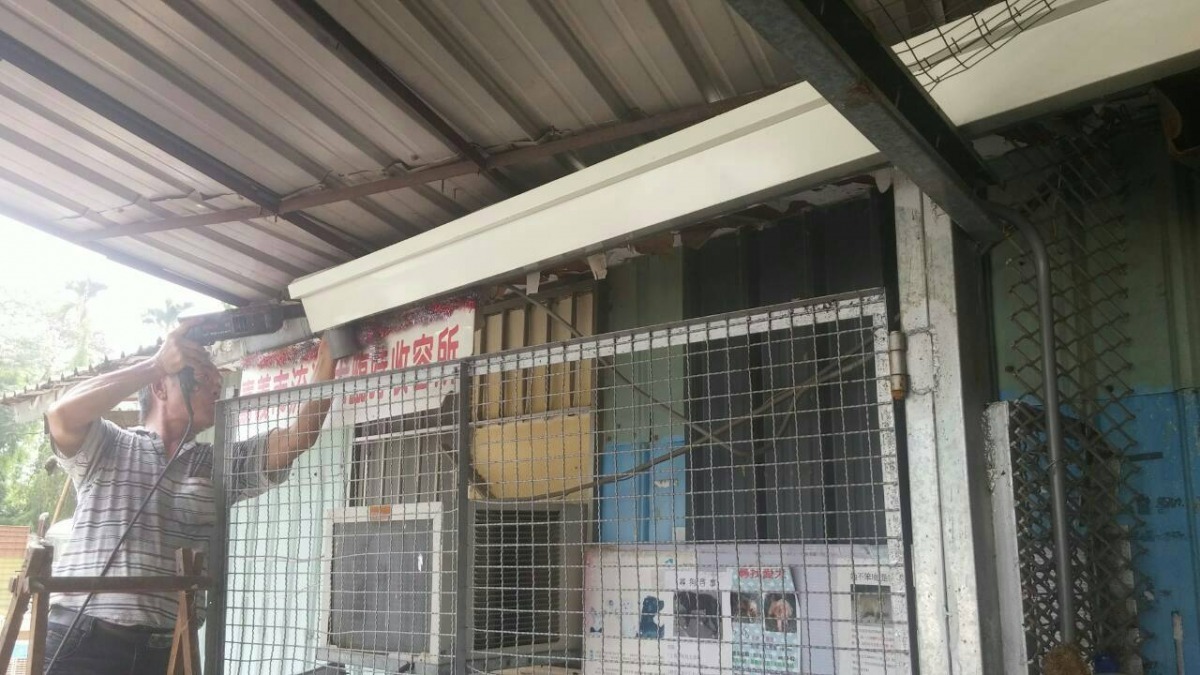 嘉義市府昨日完成灑水系統的裝設，期望能減緩夏季酷熱。　吳育才/提供