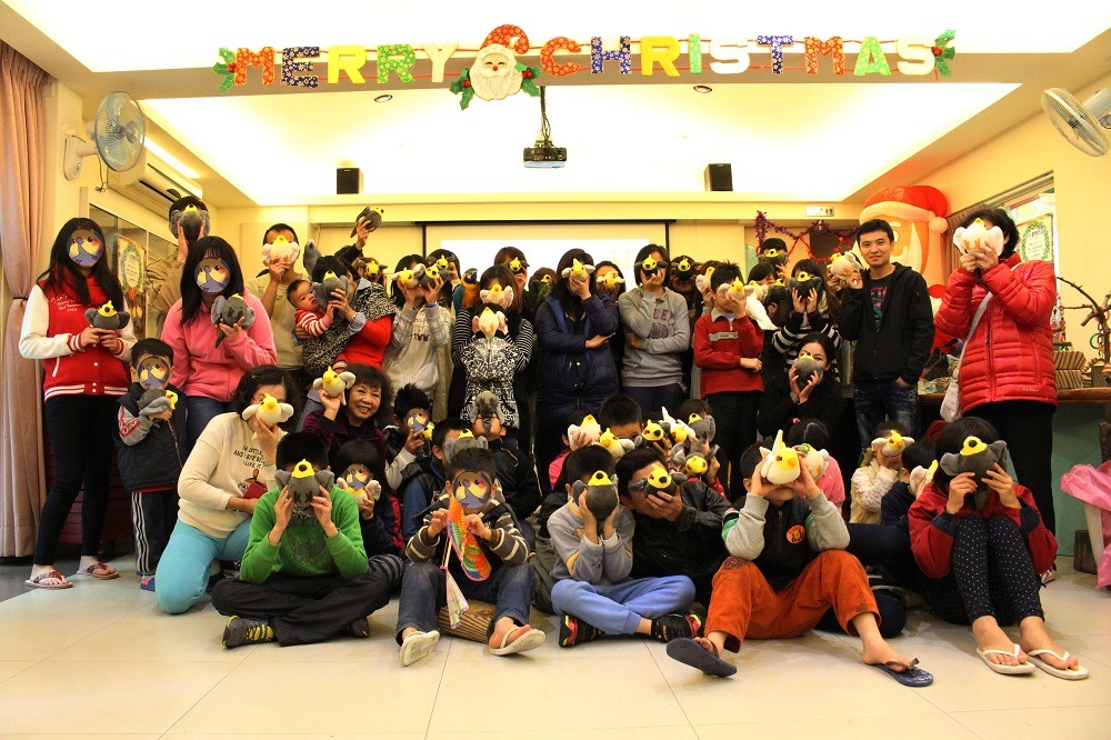 不用打馬賽克，大家一起當小鸚鵡！　李娉婷/攝