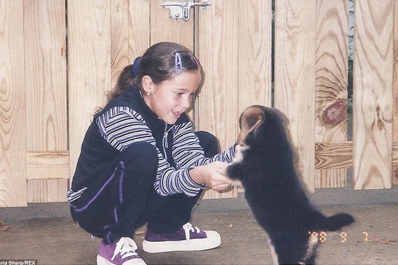 瑪莉亞7歲時就養了胖胖。　取自英國《每日郵報》
