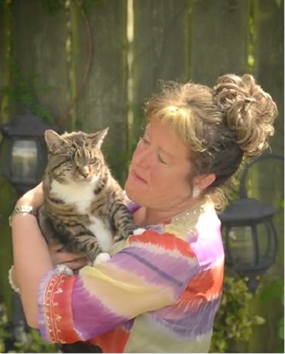 Nelson的飼主非常愛牠。 取自youtube