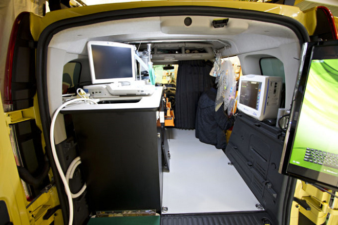 行動醫療車猶如一間移動式醫院。 取自WEB CARTOP