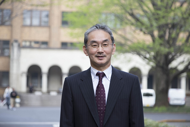 日本獸醫師們對是否應強制施打狂犬病疫苗有不同意見，因此杉浦教授等人在厚生勞動省的資助下，展開狂犬病入侵風險評估研究。取自VPcamp