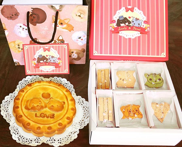 中秋伴手禮也可選中西式禮盒，西式餅乾嚴選歐洲、日本進口純天然原料製成。黃怡蓓/提供