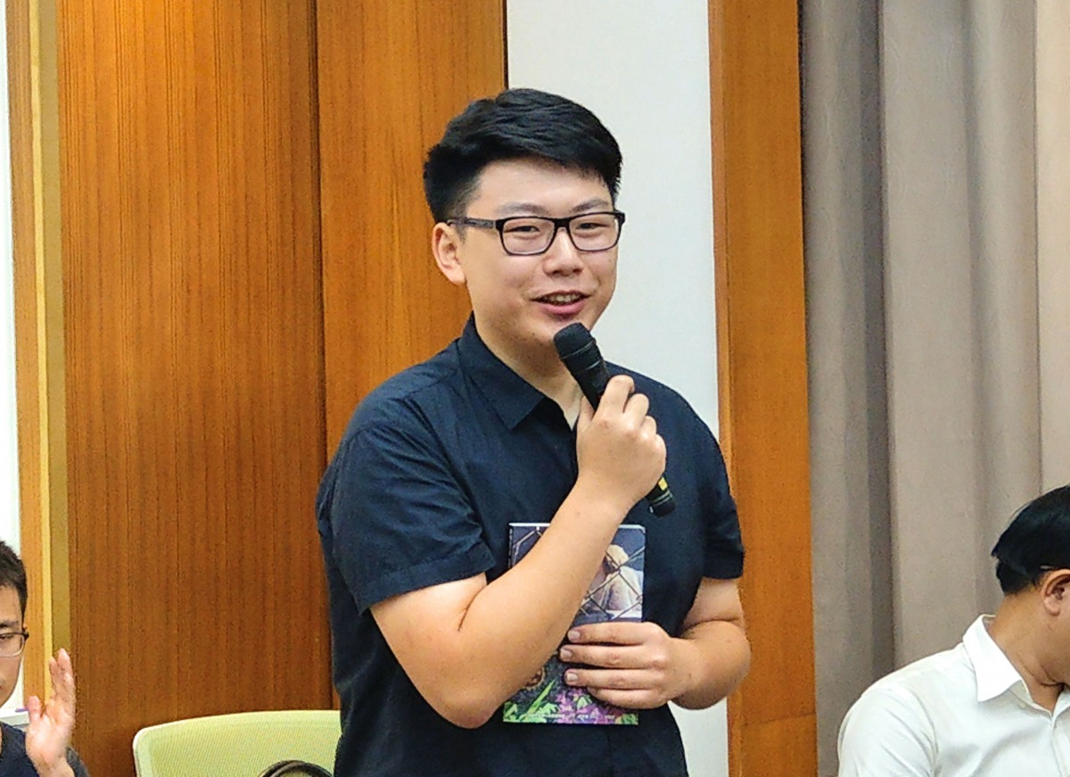 作者田智雄來自中國江蘇，剛從台大新聞所畢業，即將赴英讀書。陳璽安/攝