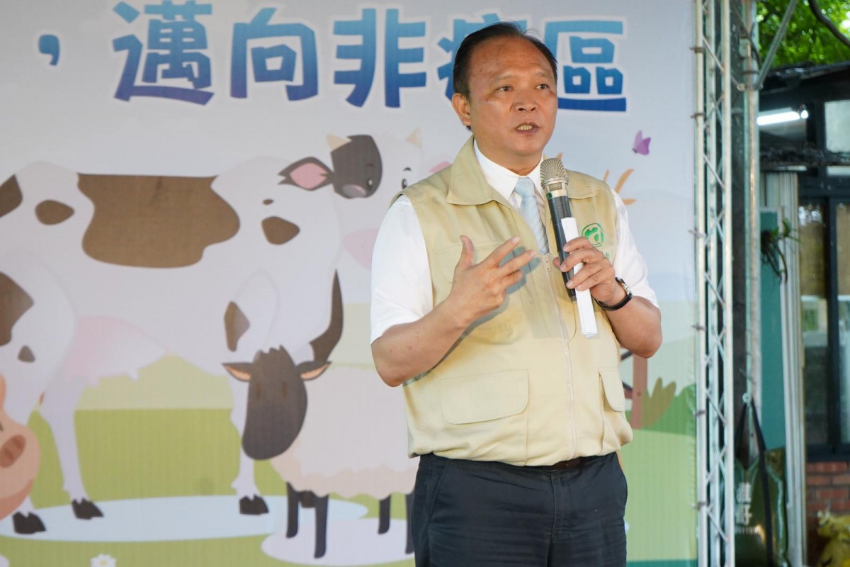 農委會主委林聰賢表示將以不使用疫苗口蹄疫非疫區為目標，讓台灣的養豬產業，重返國際市場。取自農委會網站