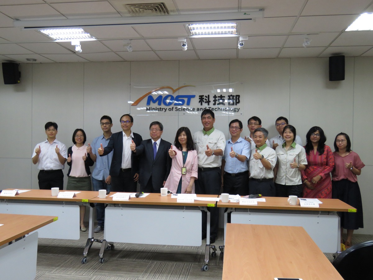 「臺灣帝雉全基因體解碼計畫」由國立臺灣大學生醫電子與資訊學研究所莊曜宇所長組成之跨領域研究團隊、臺北市立動物園、科技部和臺灣大學共同資助完成