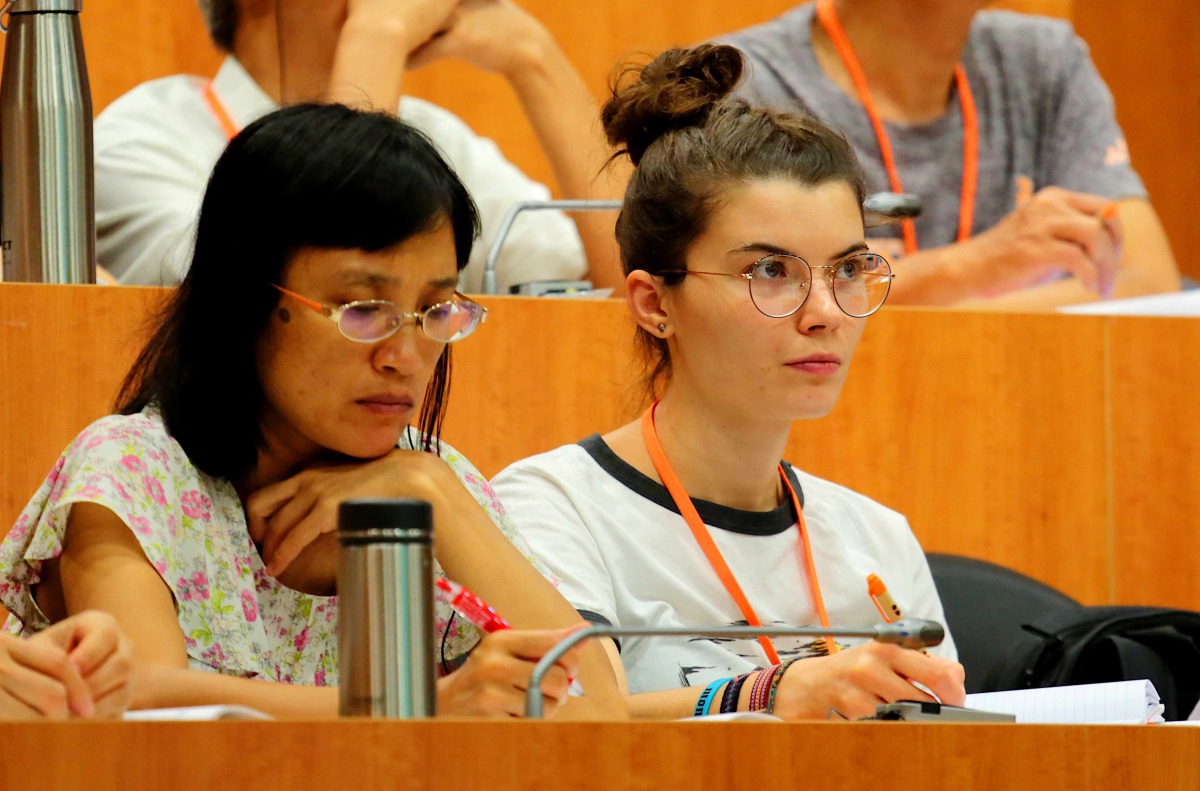 「2018友善農業與農田生態國際研討會」以「田裡幸福的腳印」為主題，探討有機農業與友善農業的推動與實踐。圖為與會民眾，慈心有機農業展基金會/提供