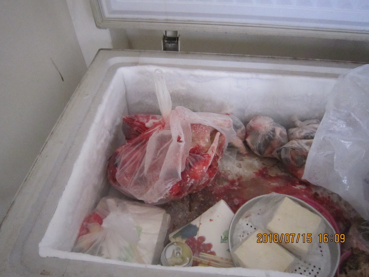 儘管2人聲稱沒有吃狗肉，但狗屍殘骸卻只剩一半。彰化縣動物保護防疫所/提供