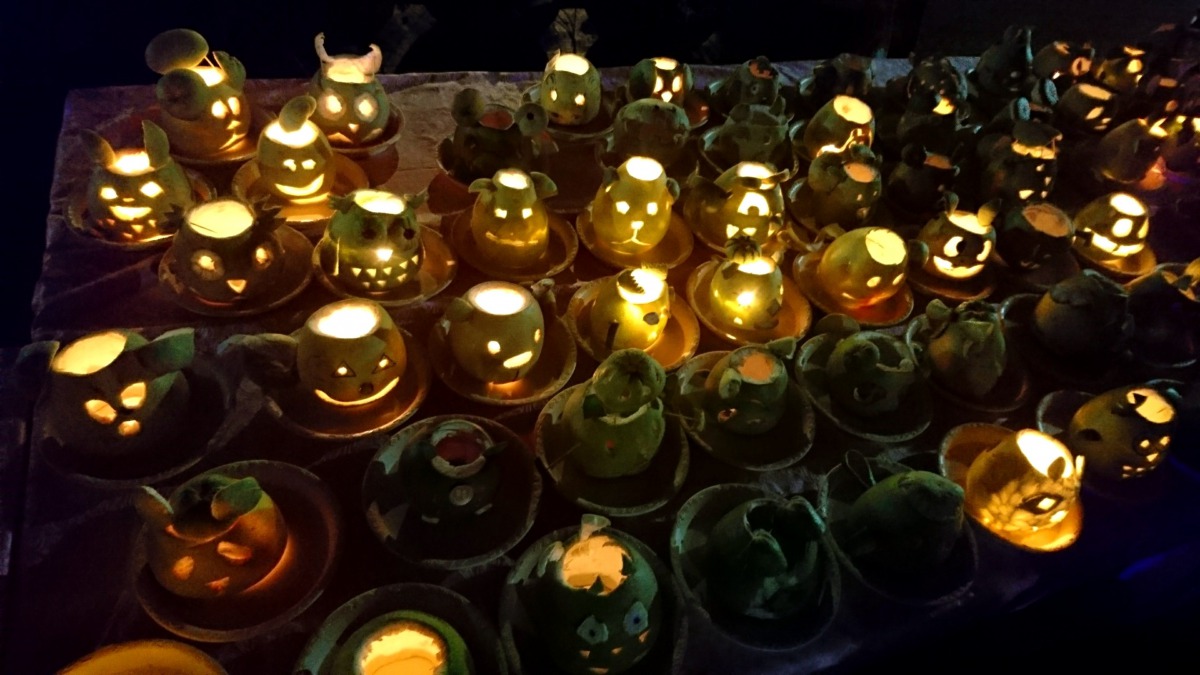 「柚燈大賞」讓民眾發揮創意，雕刻各式各樣的柚子燈。台北市立動物園/提供