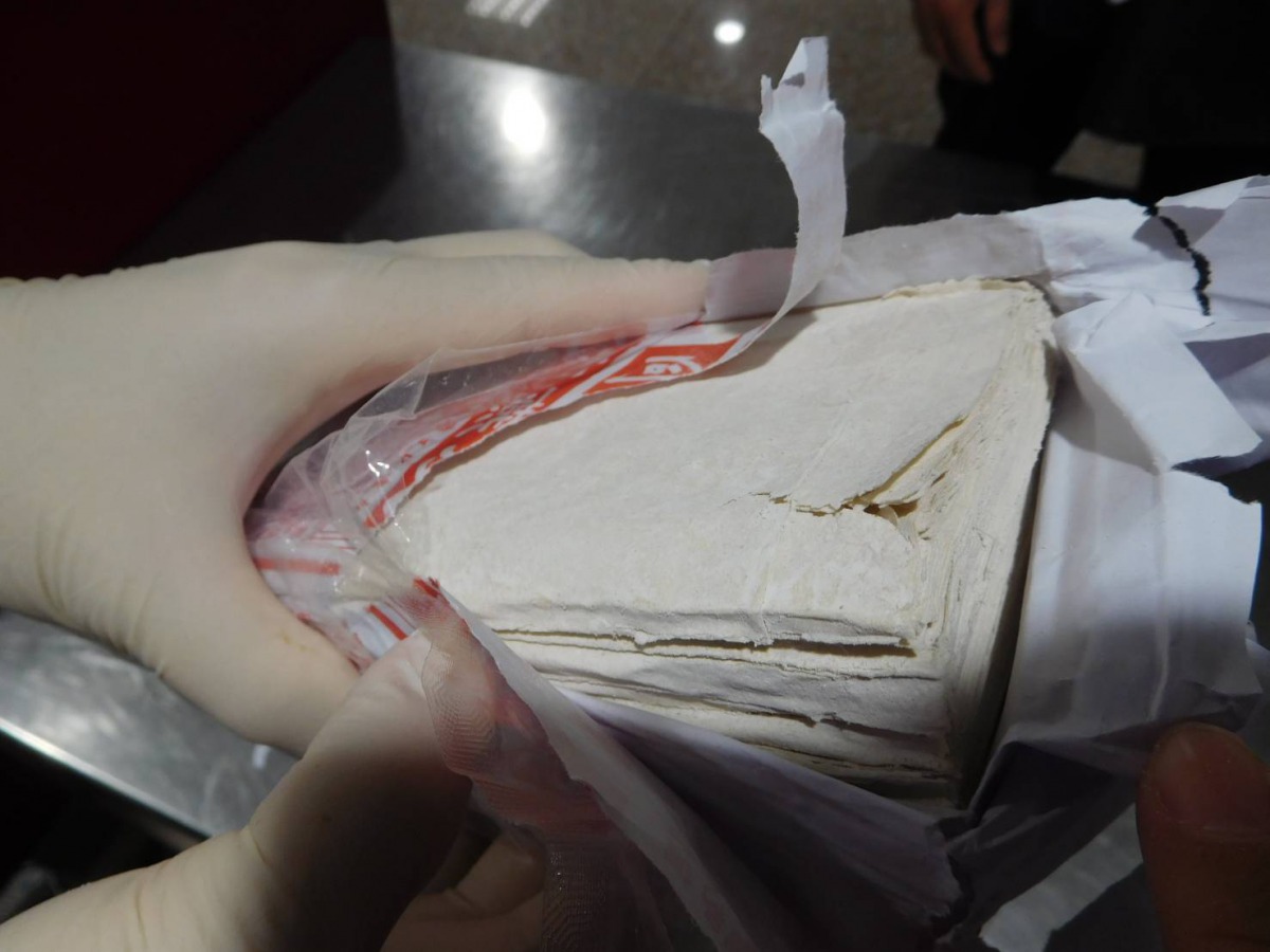 旅客違規攜帶肉燕,遭防檢局開罰1萬5千元。防檢局/提供