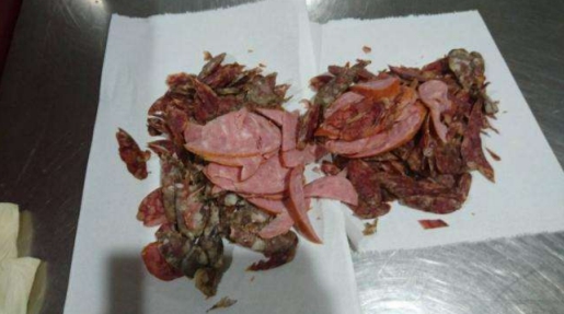 從越南來台入境時被查獲的豬肉品，仍有1半被驗出非洲豬瘟。肉品示意圖 防檢局/提供