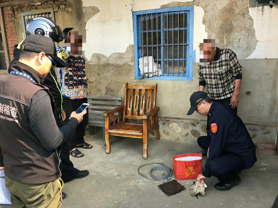 邱姓男子坦承有設陷阱抓狗。 通霄分局/提供