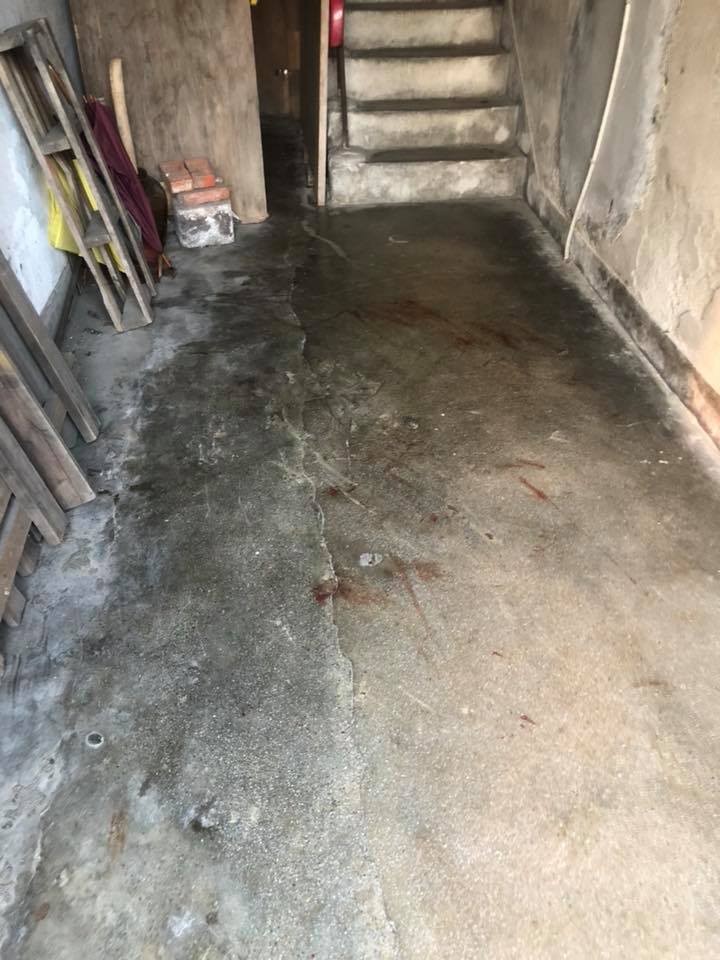 事發現場血跡斑斑。翻攝/爆料公社