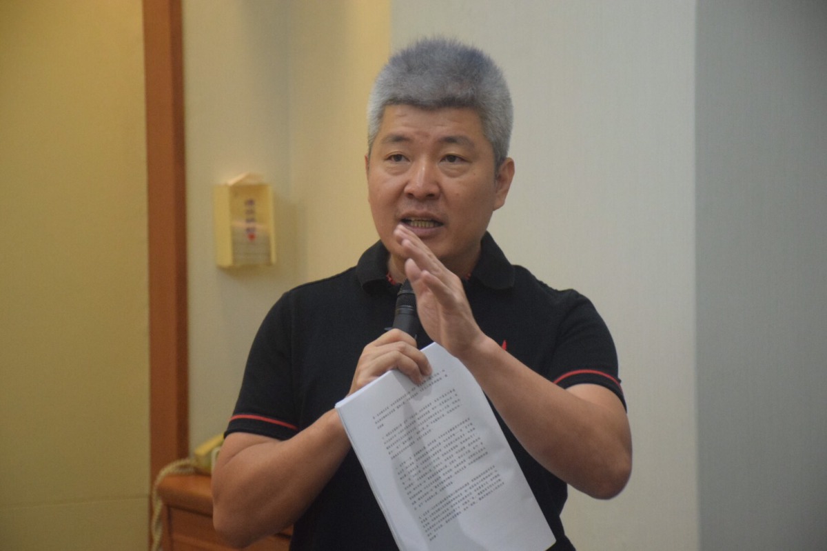 動督盟執行長何宗勳26日公布全國寵物公園調查結果。 姚崇仁/攝