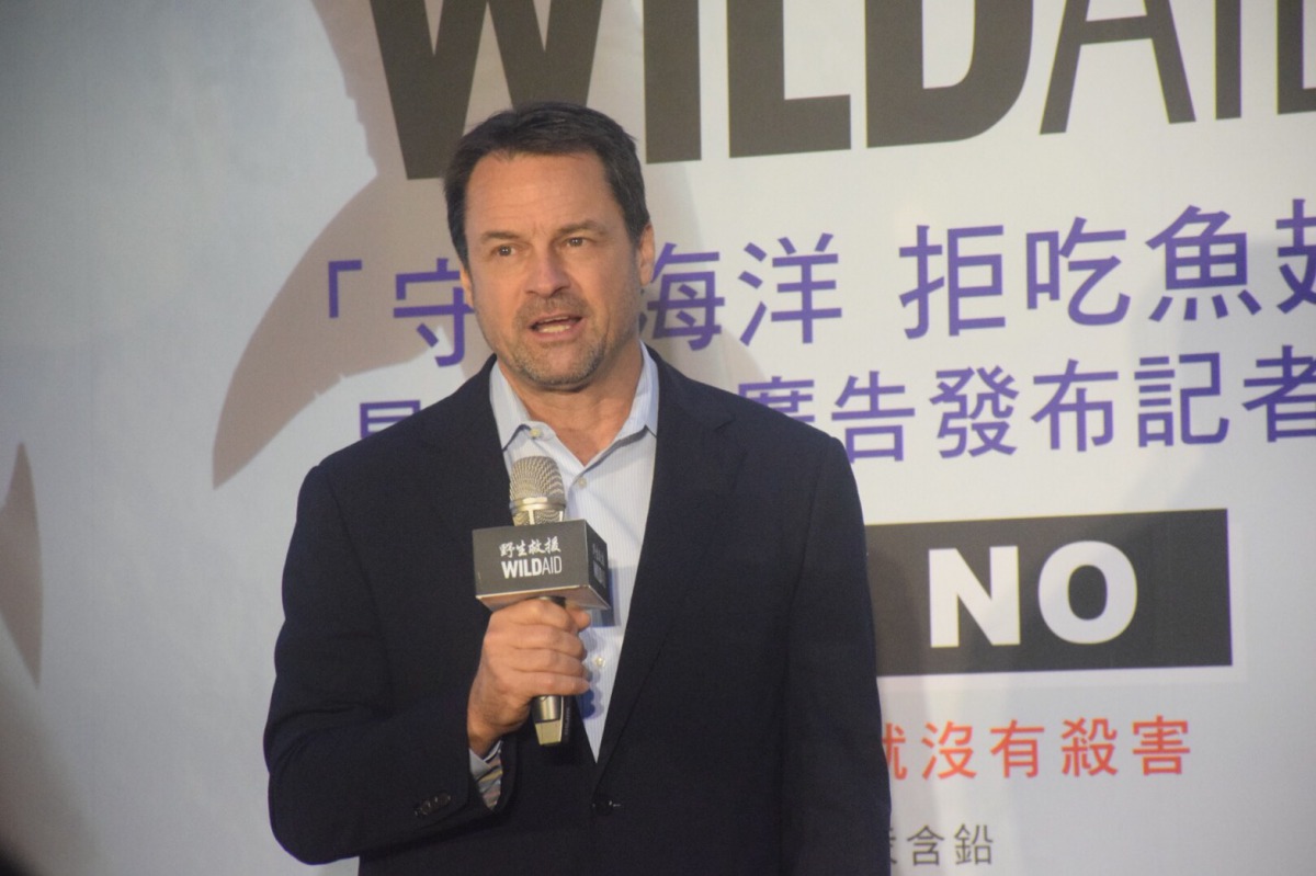 John Baker呼籲魚翅的消費者，鯊魚數量銳減必須停止食用魚翅。 姚崇仁/攝