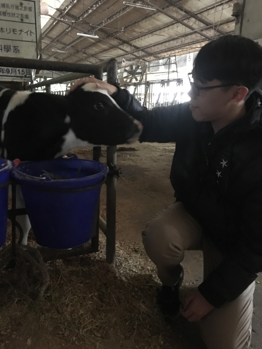 熱愛動物的劉智邦未來希望朝經濟動物方面發展。 劉智邦/提供